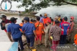 Tim SAR temukan jasad lansia korban banjir bandang Sumbawa