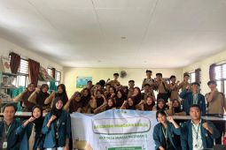 Mahasiswa KKN Unila edukasi pelajar akan bahaya narkoba dan judi online