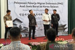 14 pekerja migran Jabar dilepas ke Korsel