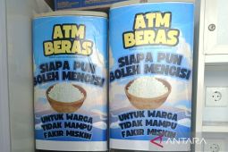 Masjid di Tenggarong  hadirkan ATM Beras sebagai inovasi pemberdayaan