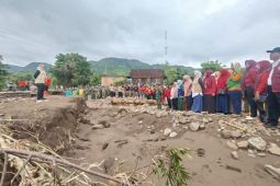 Bupati Dinda pimpin apel siaga di lokasi banjir bandang Bima