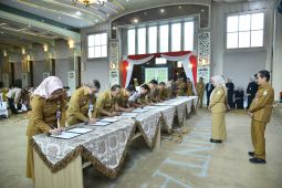 Kepala OPD Pemkot Jambi teken perjanjian kinerja dihadapan Pj Wali Kota