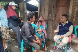 Kisah Alwi terseret banjir Bima bersama istri dan bayinya