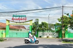 Disnakan Bojonegoro perpanjang penutupan pasar hewan