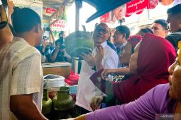 Ibu-ibu terima kasih ke Presiden usai LPG 3 kg mudah didapatkan