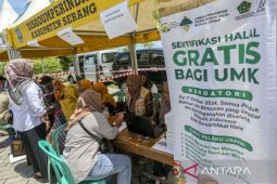 Target UMKM tersertifikasi halal