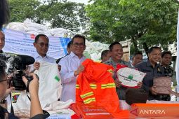Kementerian Perdagangan sita barang impor ilegal Rp8,3 miliar