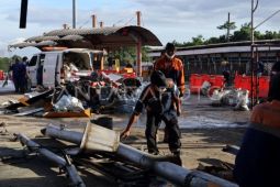 Kecelakaan beruntun di Gerbang Tol Ciawi Bogor
