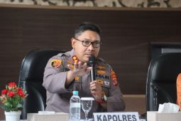 Polisi pastikan keamanan dan keselamatan wisatawan pantai saat libur lebaran di Lamsel