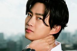 Fakta tentang Taecyeon 2PM yang disebut melamar kekasih di depan Menara Eiffel