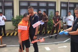 Polhukam kemarin dari rekonstruksi penganiayaan hingga babi ilegal