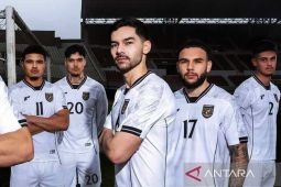 Usai taklukkan Arab Saudi, jersi timnas Indonesia laris manis