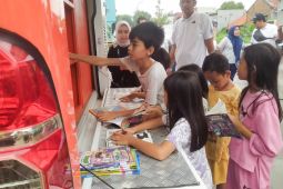 Dispusip DKI mengajak warga Rusunawa Penggilingan gemar membaca