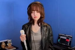 Lily tampil memukau saat mengcover lagu "Good Luck, Babe!" oleh Chappell Roan