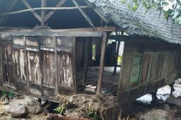 Bupati Bima: Sejumlah rumah yang hanyut terbawa arus banjir direlokasi