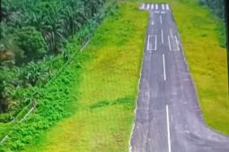Aktifitas penerbangan di Bandara Pasaman Barat sudah terhenti tiga tahun terakhir