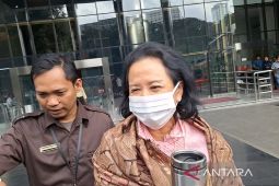 KPK periksa mantan Menteri BUMN Rini Soemarno