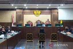 Pengacara Ronald Tannur didakwa suap hakim di PN Surabaya dan MA