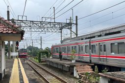 Layanan kereta komuter Merak hanya akan beroperasi sampai Cilegon selama mudik Lebaran