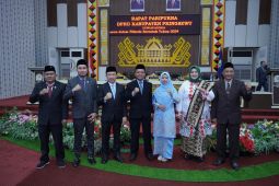 Pj Bupati Pringsewu hadiri rapat paripurna penetapan bupati dan wakil bupati terpilih