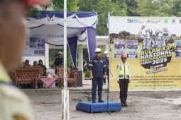 PT Timah Area Belitung berikan penghargaan ke pengawas operasional pada Apel K3