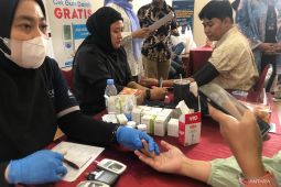 Pakar: cek kesehatan gratis bisa buat masyarakat berhenti merokok