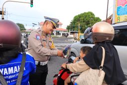 Ditlantas Polda Malut  intensifkan patroli-penertiban pengguna jalan