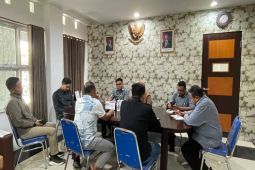 UMPR dirikan Pusat Riset dan Laboratorium Orang Utan, Satwa Langka dan Penyakit Tropis