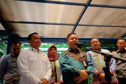 DKI Jakarta masih cermati efisiensi kebijakan masuk kantor hanya tiga hari bagi ASN