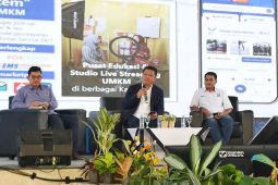 Pos Indonesia gelar "Logistic Day" di Jatim untuk dekatkan diri dengan mitra