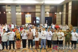 Pemkab Bekasi sosialisasi penilaian kepatuhan tingkatkan layanan umum