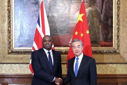 Kunjungan Wang Yi dinilai positif bagi hubungan China-Inggris