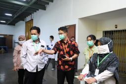 Pemerintah kendalikan dan awasi obat ikan