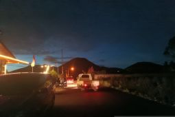 Lima gunung api di Sulawesi Utara berstatus waspada