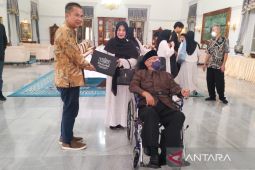 Keluarga mantan Gubernur Jabar menyambut baik Gedung Pakuan untuk publik