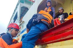 Basarnas Natuna evakuasi penumpang kapal kandas di pulau terluar Indonesia