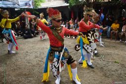 Pertunjukan reog lawas di Ponorogo