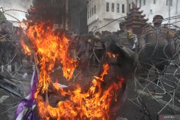 Unjuk rasa mahasiswa di Surabaya
