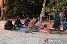 Bangka Barat lestarikan Pesta Adat Perang Ketupat