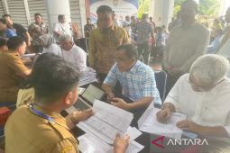 Bupati dan Wakil Bupati terpilih HSU periksa kesehatan di Kemendagri Jakarta