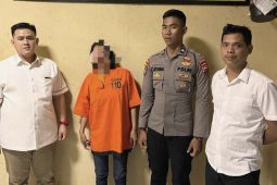 Polisi tangkap perempuan paspampres gadungan tipu kepala daerah terpilih