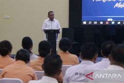 Bupati Jembrana sampaikan perpisahan dengan pegawai