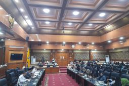 DPRD Serang dukung pencabutan izin peternakan ayam STS
