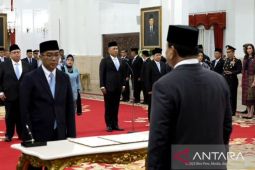 Prabowo lantik Brian Yuliarto jadi Mendiktisaintek gantikan Satryo