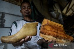 Produksi cetakan sepatu di Tangerang