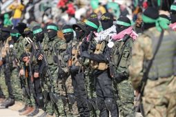 Hamas serahkan dua tawanan Israel ke Palang Merah di Rafah Gaza Selatan