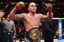 Juara UFC Alex Pereira tak berlatih bersama Jones