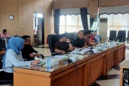 Polhukam kemarin dari kades pungli hingga mediasi DPRD
