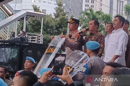 Mensesneg minta mahasiswa perbaiki kebijakan kurang tepat pemerintah