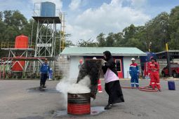 Pertamina Patra Niaga RJBB adakan sosialisasi dan drill pemadaman api